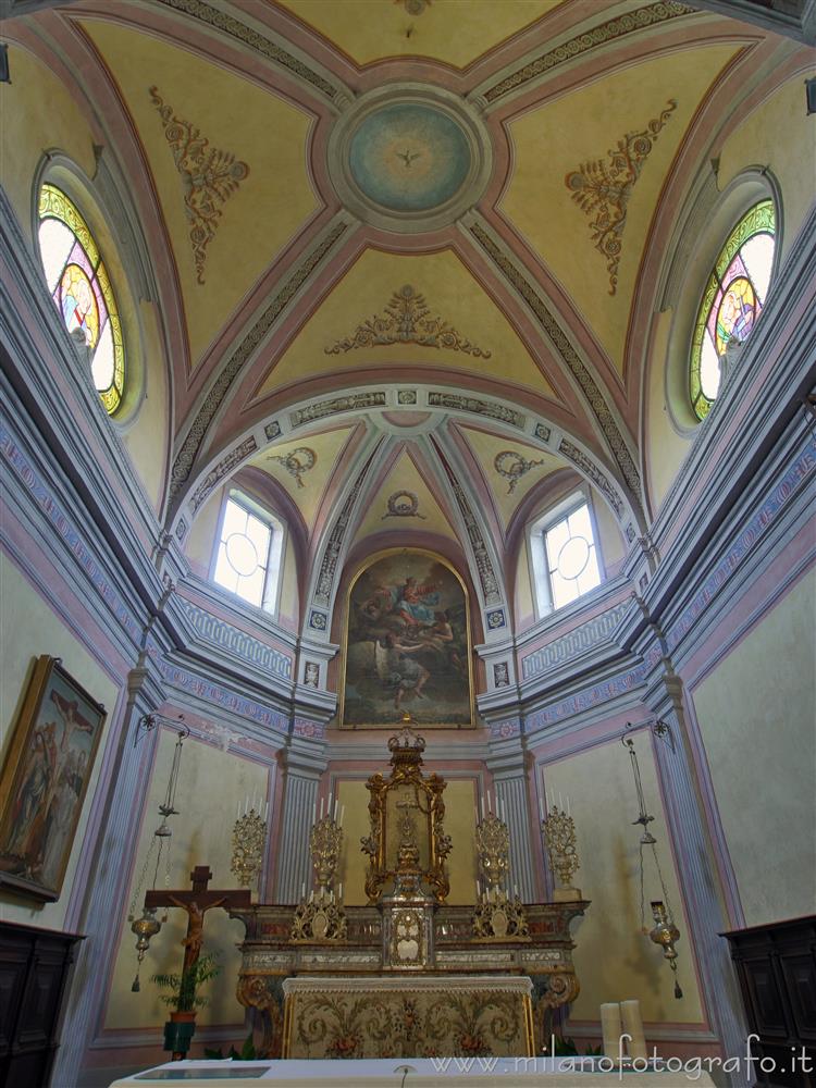 Candelo (Biella) - Altare e abside della Chiesa di Santa Maria Maggiore